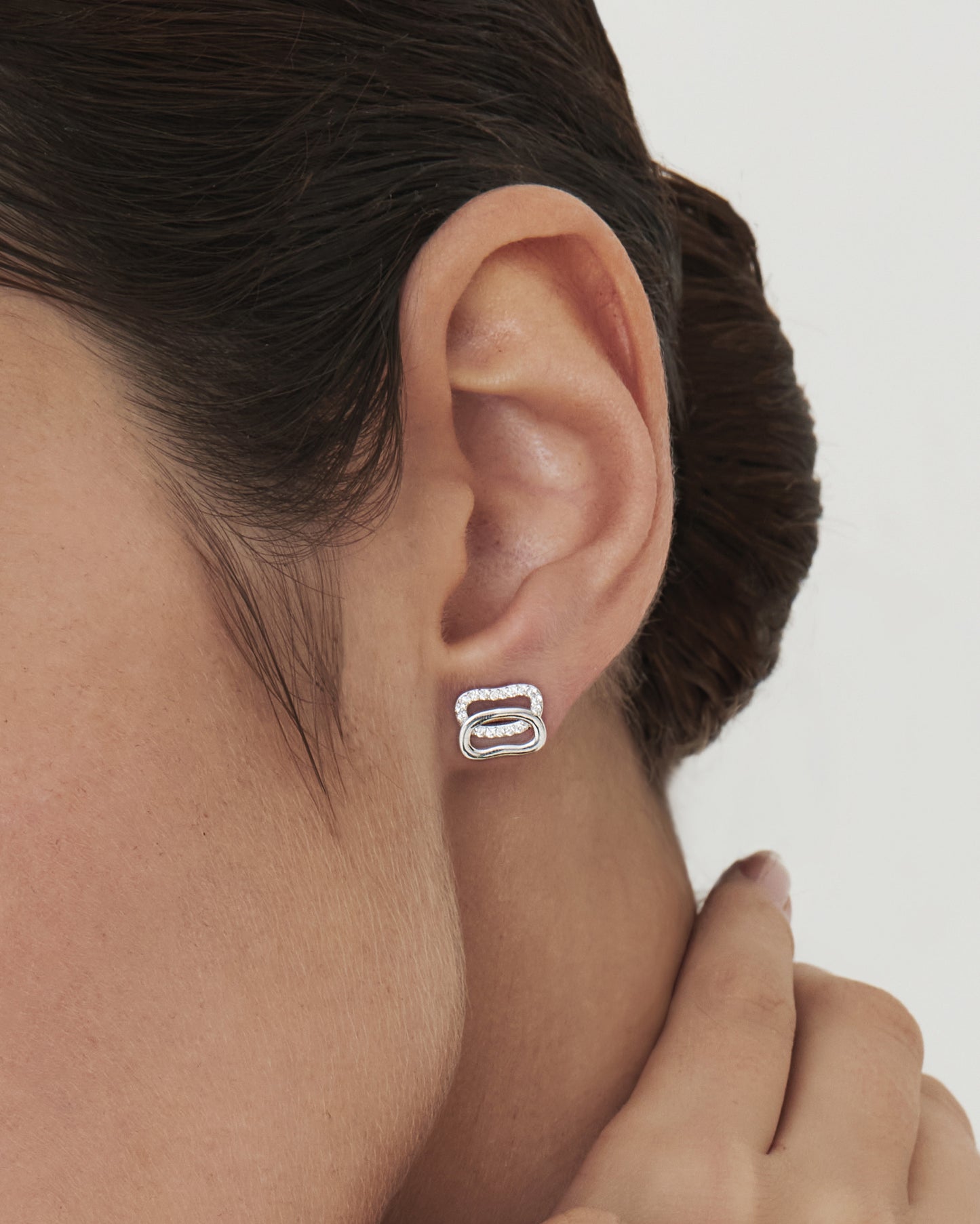 Сережки Дукач з діамантами напівпаве