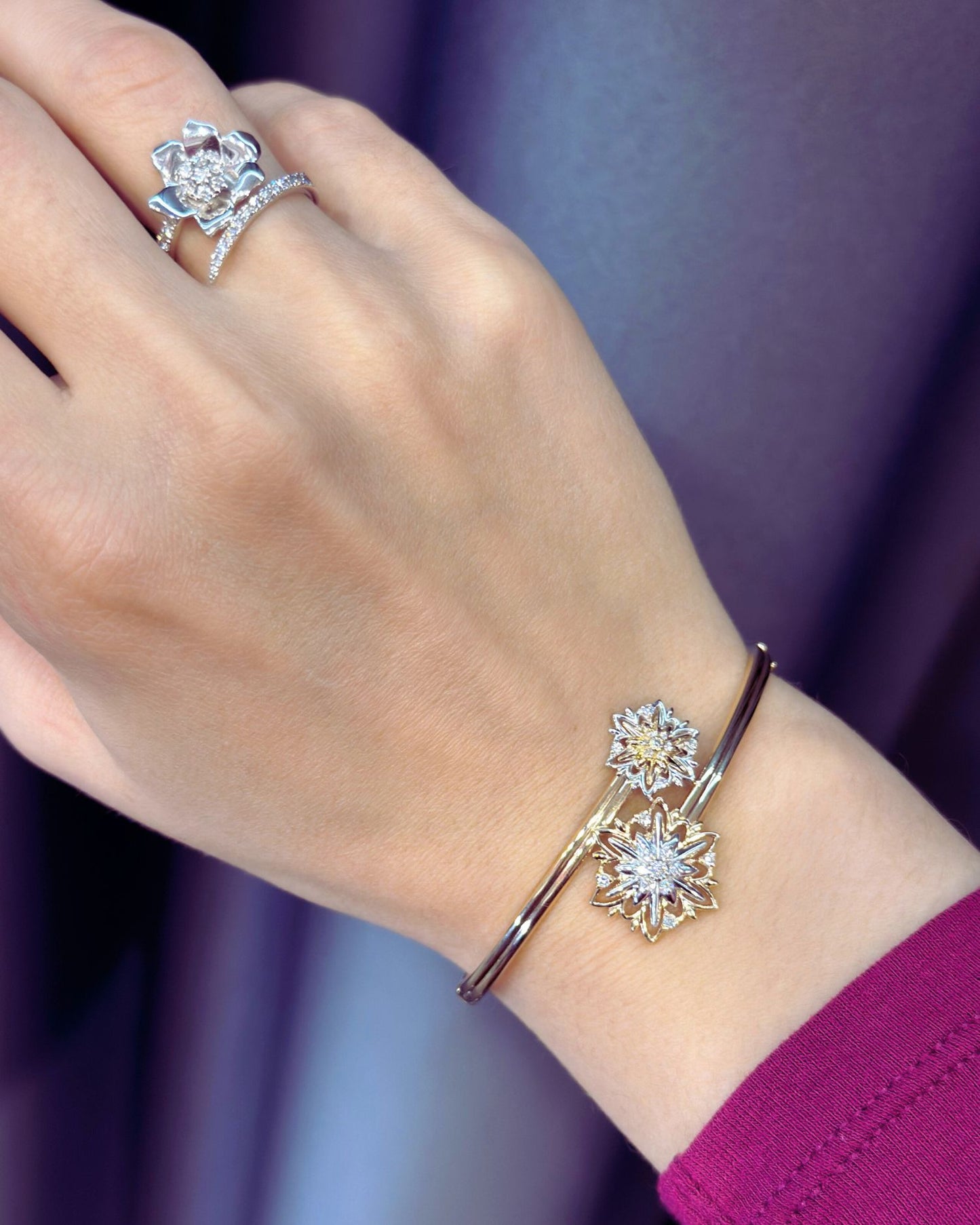 Золотий браслет Едельвейс з діамантами