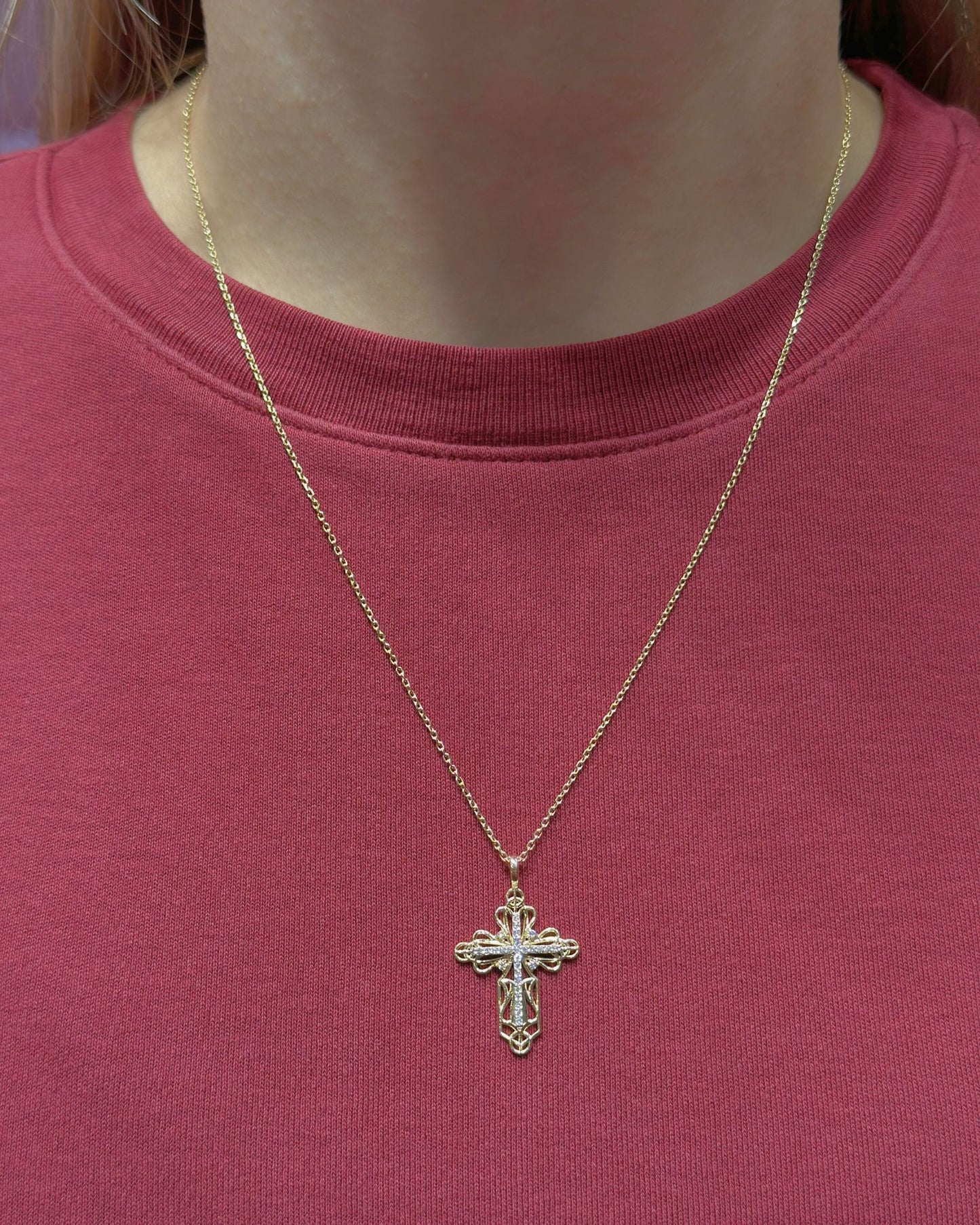 Хрестик з діамантами