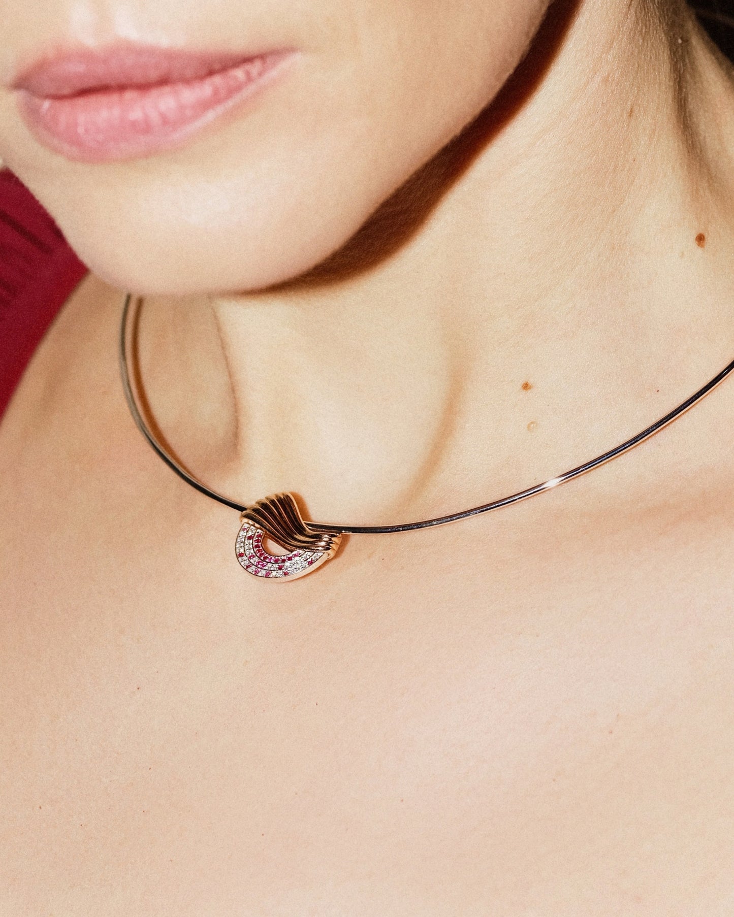 Золотий чокер Марія