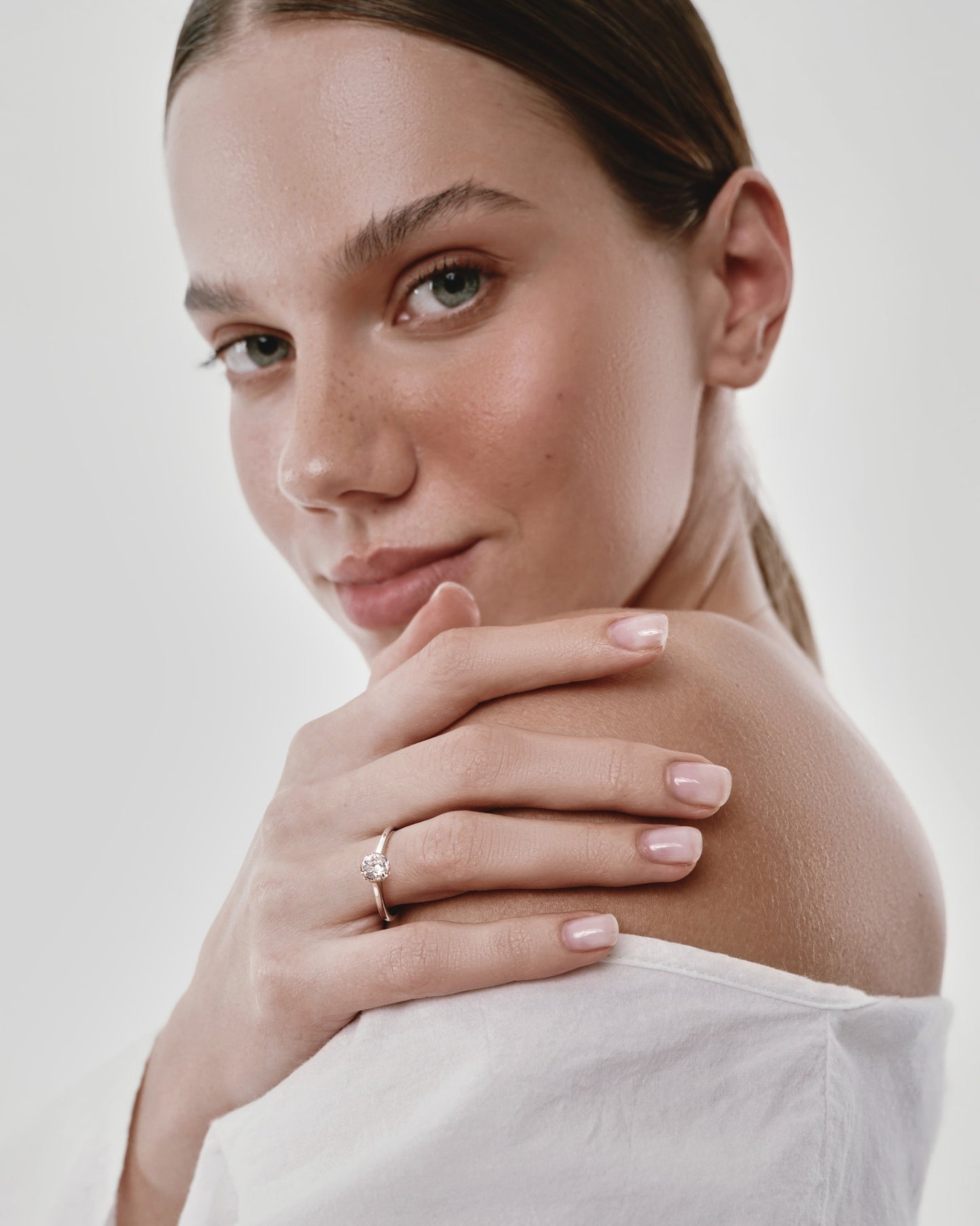 Золота Каблучка Серця з натуральним діамантом 0,50 ct.