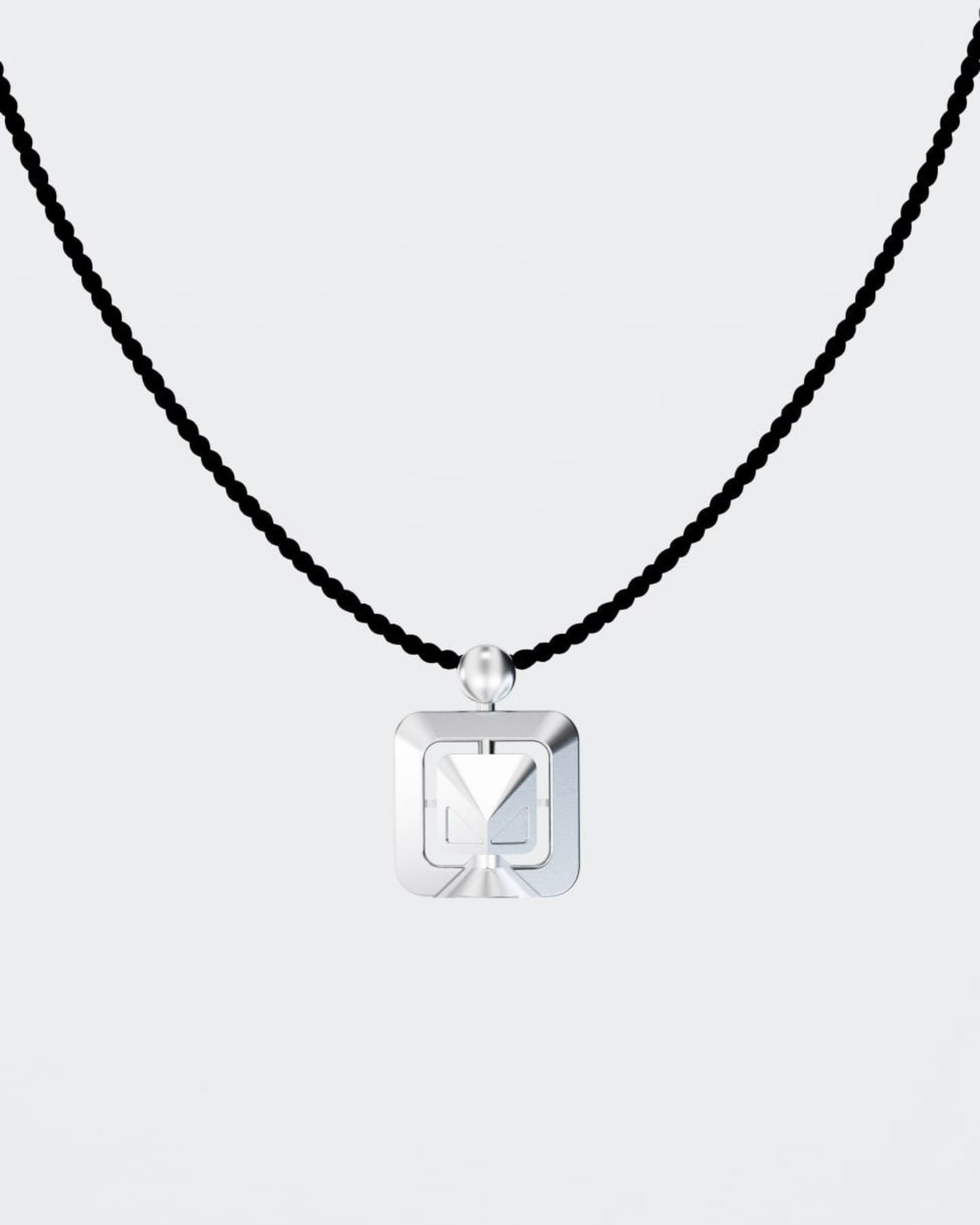 Золота підвіска ORA