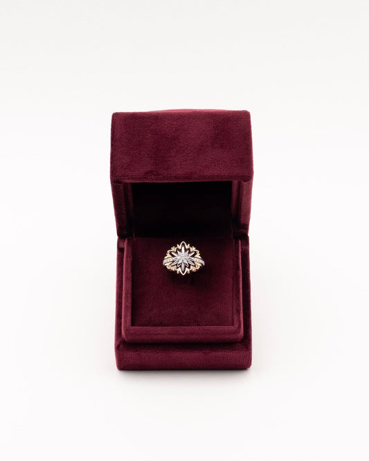 Золота каблучка Марія