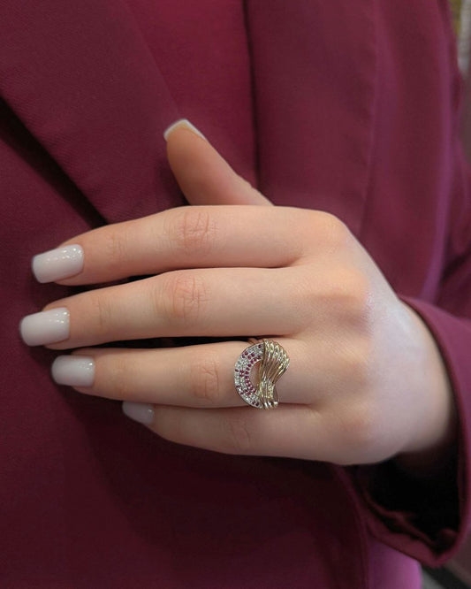 Золота каблучка Марія